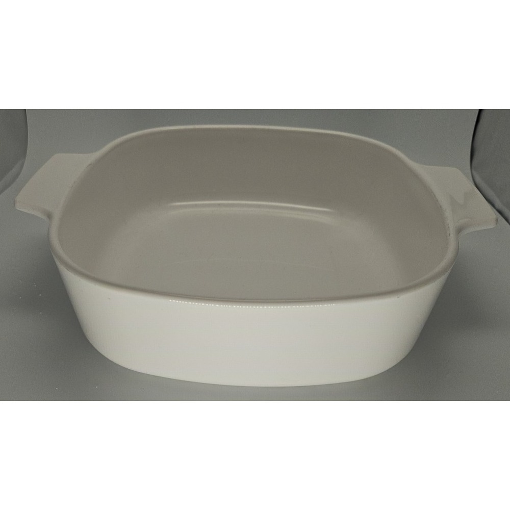 Corningware Blue Cornflower set of 1, 1qt. and Corning Ware plain 1 L and 1 qt.